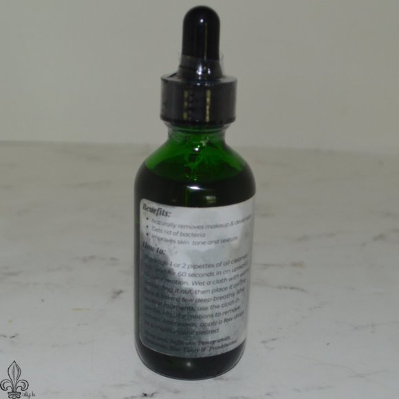 💚Jade Bloom Oil Cleanser💚 - Picture 2 of 5